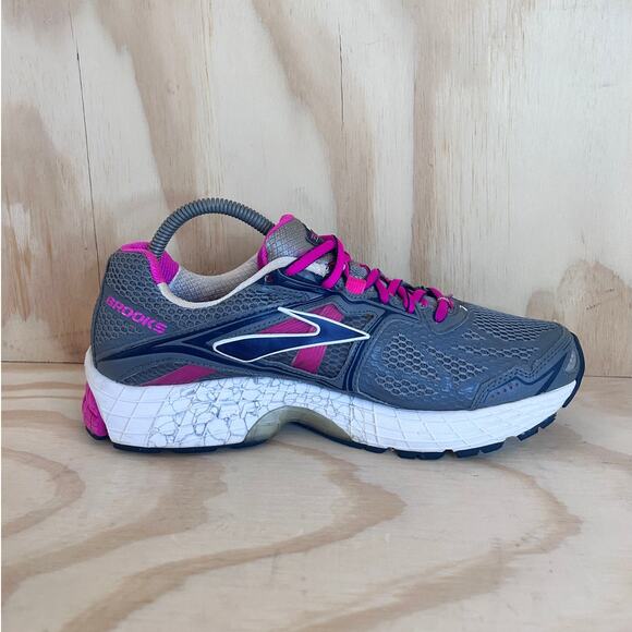 Brooks - Ravenna 5 - Running Shoes - Gray - Women's - 10(D) Wide - 1201491D672 - Picture 5 of 9